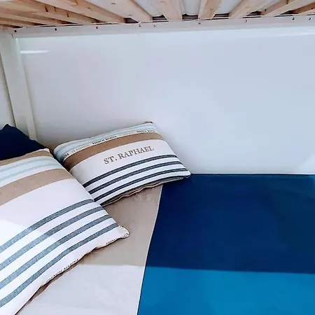 7 Couchages Aux Portes Des Celebres Parfumeries Wifi Apartment *