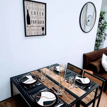 7 Couchages Aux Portes Des Celebres Parfumeries Wifi Grasse