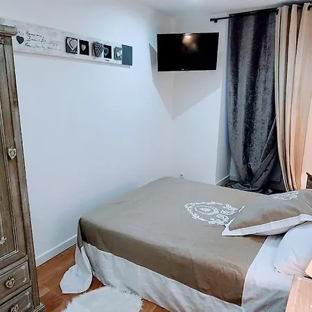 Apartment 7 Couchages Aux Portes Des Celebres Parfumeries Wifi Grasse