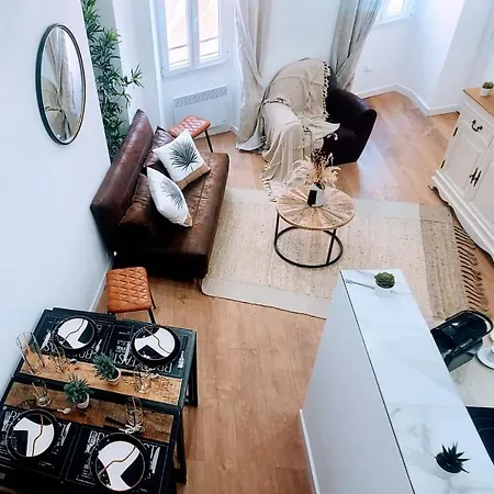 7 Couchages Aux Portes Des Celebres Parfumeries Wifi Grasse