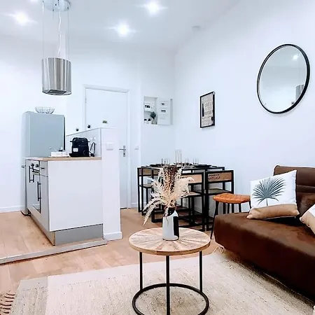 7 Couchages Aux Portes Des Celebres Parfumeries Wifi Appartement *